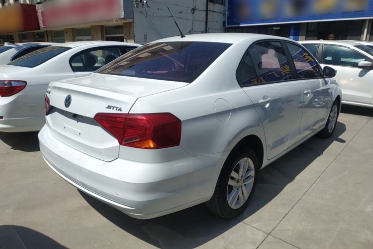 Used Volkswagen Jetta 2019 Dream Edition 1.4L Manual Fashion Version
