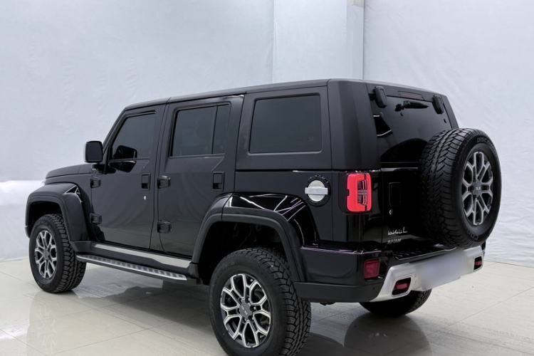 Used BAIC Off-Road BJ40 2024 2.0T Urban Hunter Honor Edition Exterior 2