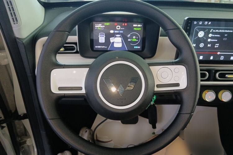 Used Wuling Hongguang MINIEV 2024 3rd Generation 215km Youth Edition