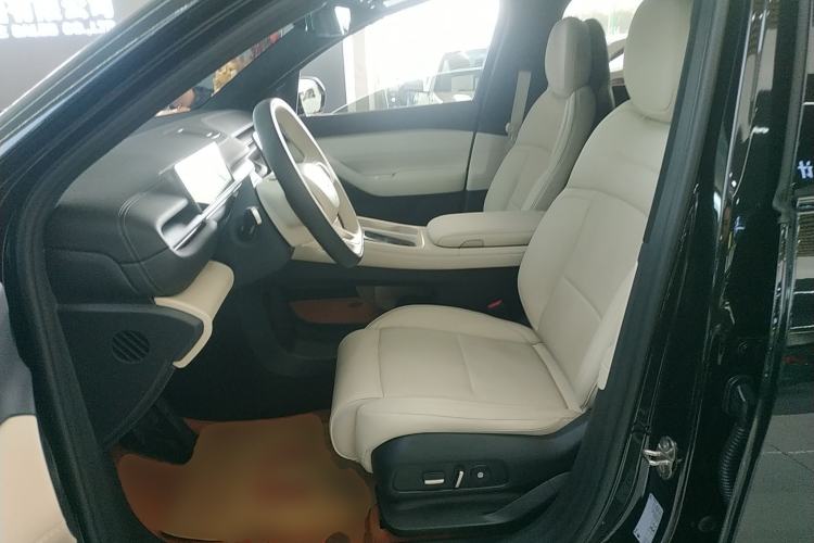 Used Nio ES6 2024 75 kWh
