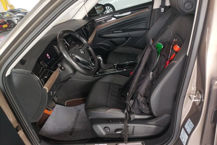 Used Volkswagen Passat 2019 330TSI Luxury Edition China V Standard Left Front Seat