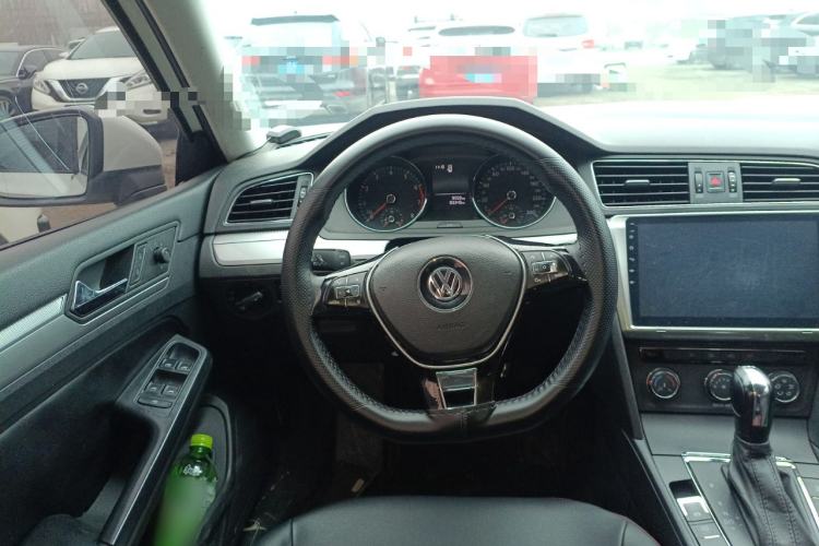 Used Volkswagen Lamando 2018 230TSI DSG Fashion Edition Steering Wheel