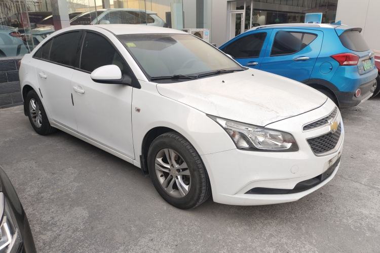 Used Chevrolet Cruze 2015 1.5L Classic SL MT Exterior 1