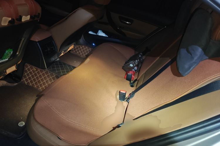 Used BMW 3 Series 2015 320Li Luxury Design Package Premium Edition Left Rear Seat