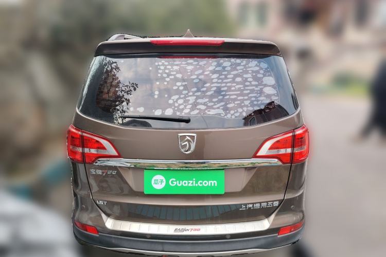 Used Baojun 730 2016 1.5T Manual Luxury Edition 7 Seats Rear