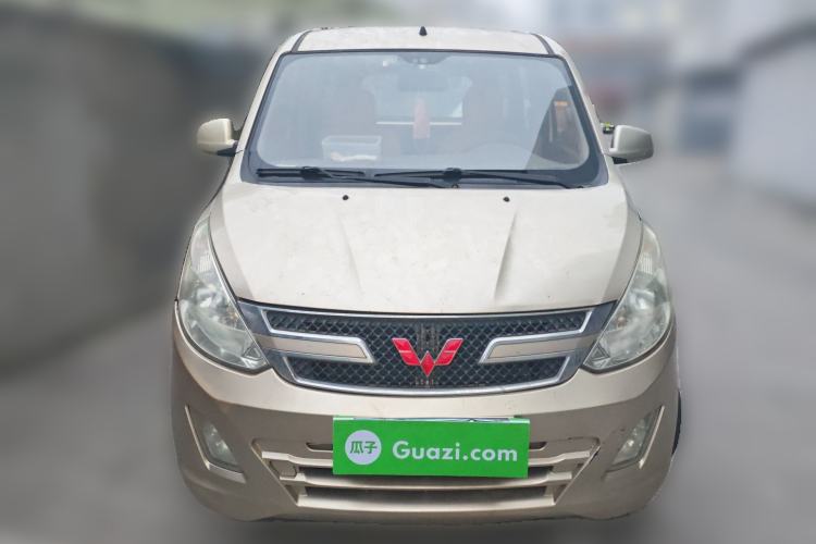 Used Wuling Rongguang V 2018 1.5L Standard Version Front