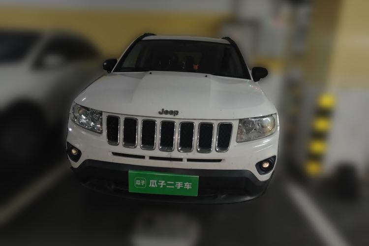 Used Jeep Compass 2011 2.4L four-wheel drive luxury navigation version