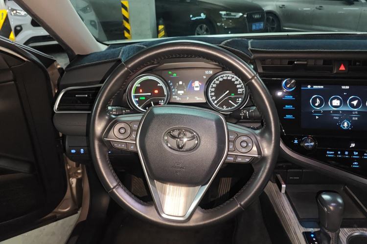 Used Toyota Camry 2019 Dual-Engine 2.5 HG Luxury Edition China VI Standard
