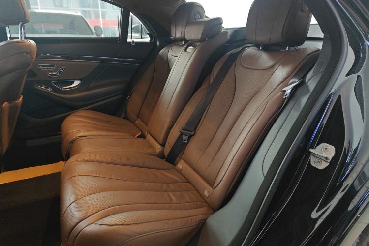 Used Mercedes-Benz S-Class 2019 S 350 L Executive Edition Left Rear Seat