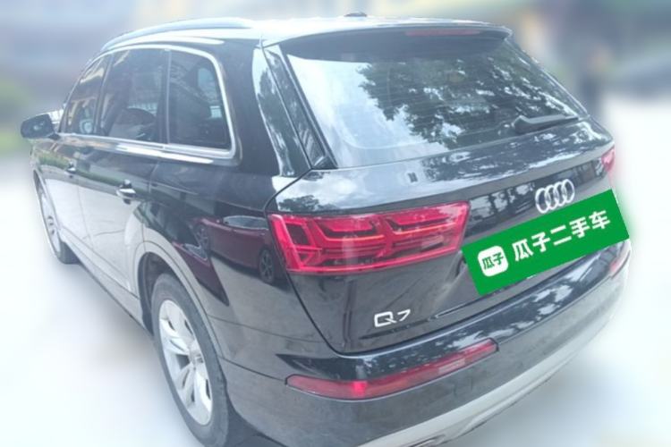 Used Audi Q7 2018 40 TFSI Comfort Model