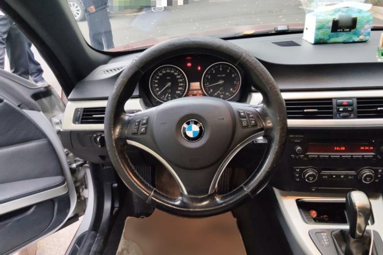 Used BMW 3 Series 2007 325i Convertible Coupe Steering Wheel