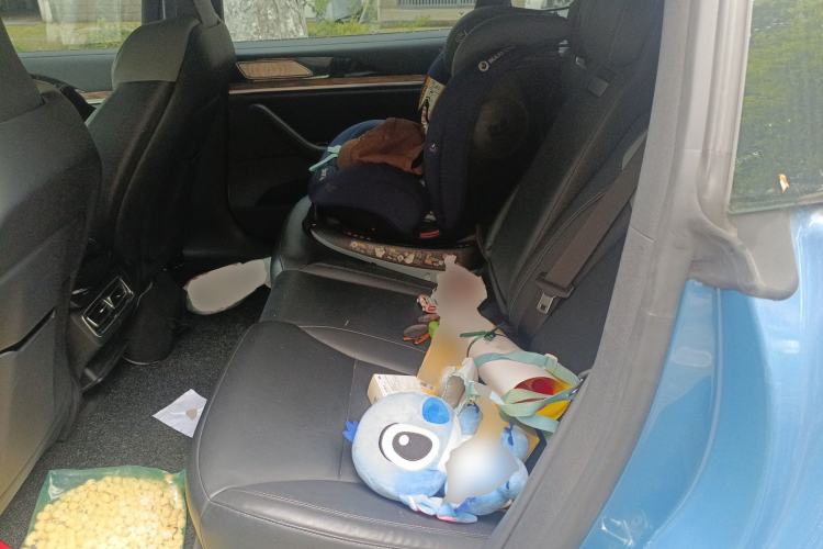 Used NETA S 2022 Extended-Range Version 1160 km Range Rear-Wheel Drive Mid-Grade