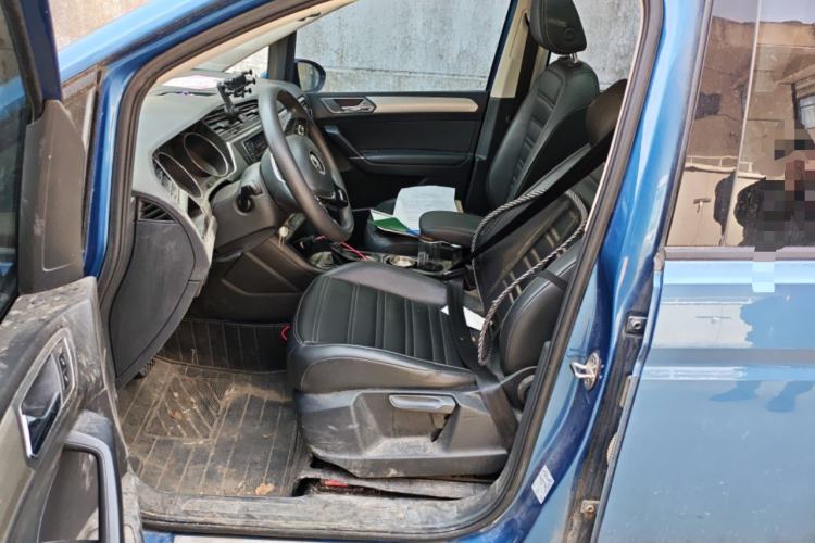 Used Volkswagen Touran 2018 Volkswagen Touran L 280TSI DSG Comfort Edition 7 Seats China V Emission Standard Left Front Seat