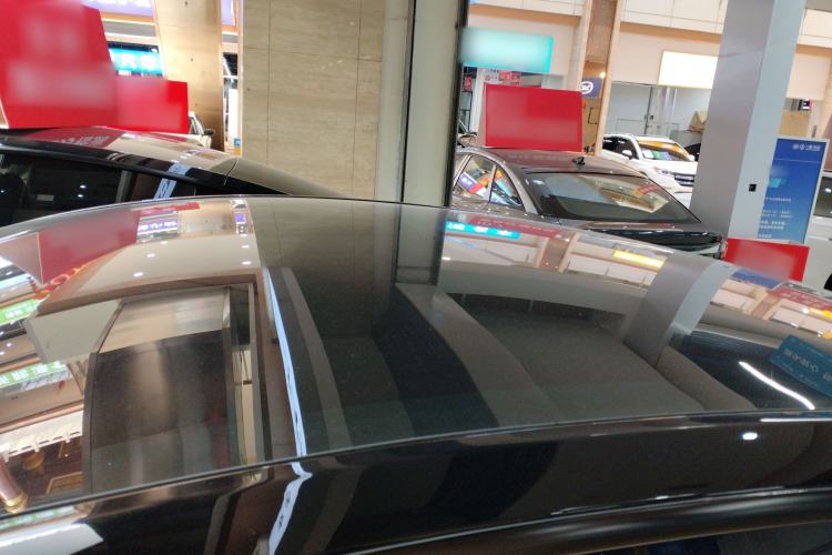 Used Tesla Model Y 2021 Long-Range All-Wheel-Drive Version
