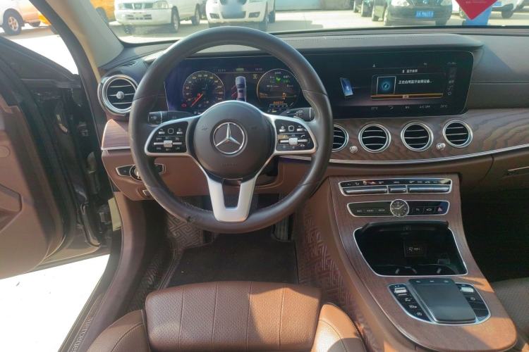 Used Mercedes-Benz E-Class 2020 E 260 L
