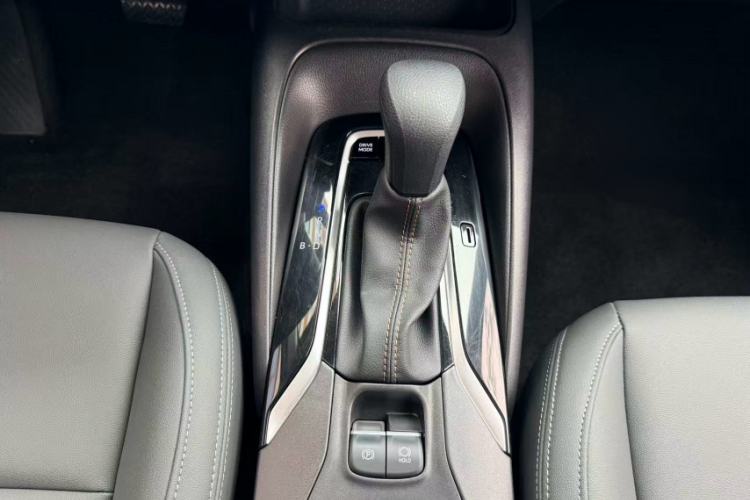 Used Toyota Levin 2023 Smart Electric Hybrid Dual-Engine 1.8L Leading Edition Interior 4