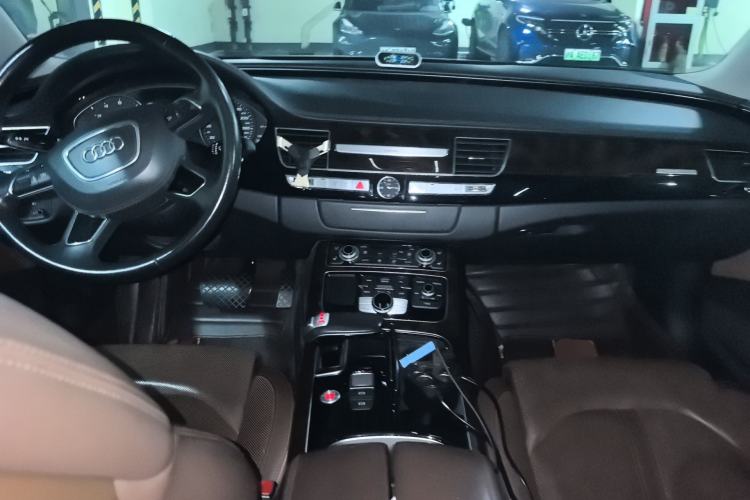 Used Audi A8 2016 A8L 45 TFSI quattro Luxury Edition Center Console