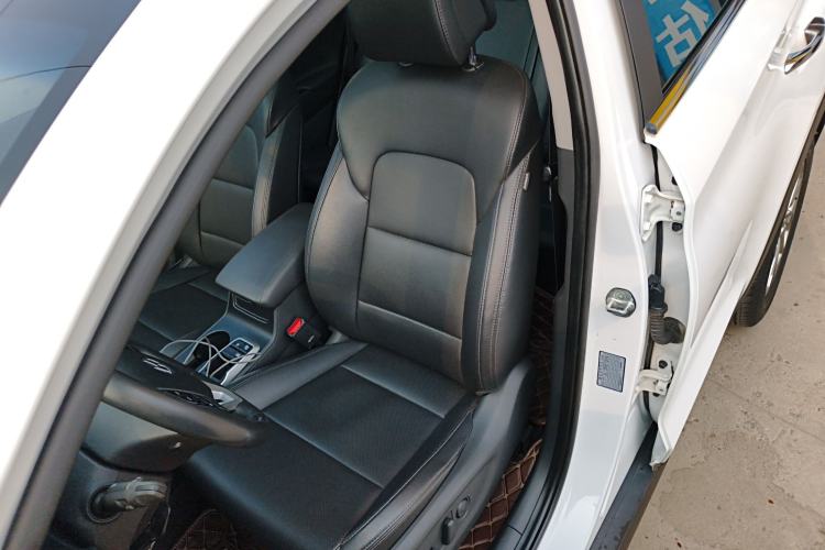 Used Hyundai Tucson 2018 1.6T Dual-Clutch Two-Wheel Drive 15th Anniversary Special Edition