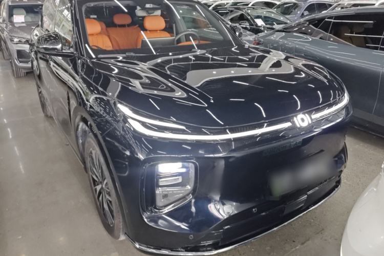 Used CHANGAN NEVO Q07 2025 215 Flagship PLUS Exterior 1