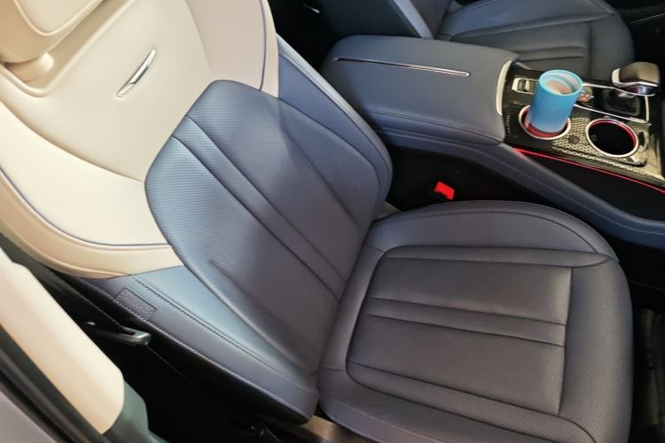 Used Hongqi HS3 2023 2.0T All-Wheel-Drive Youwei Version
