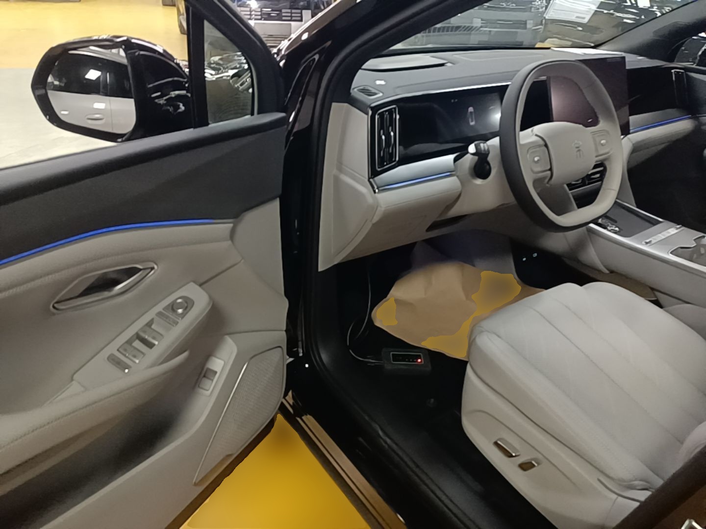 BYD Song Ultra EV 2026 Model DM-i 205KM Superior Edition — снимка 18