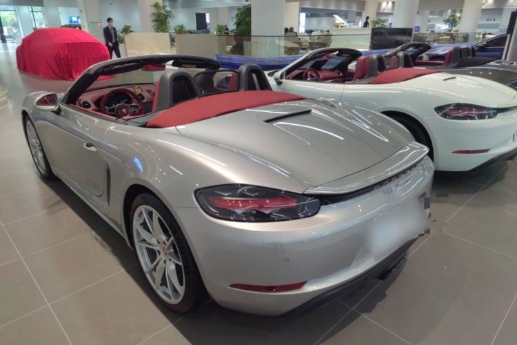 Used Porsche 718 2022 Boxster 2.0T Rear Left 45 Deg