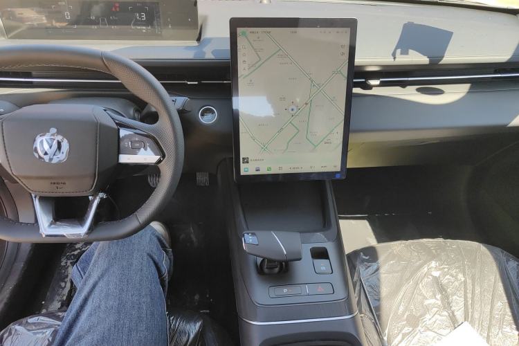 Used CHANGAN Eado 2025 Blue Whale 1.5T 500Bar Prestige Model
