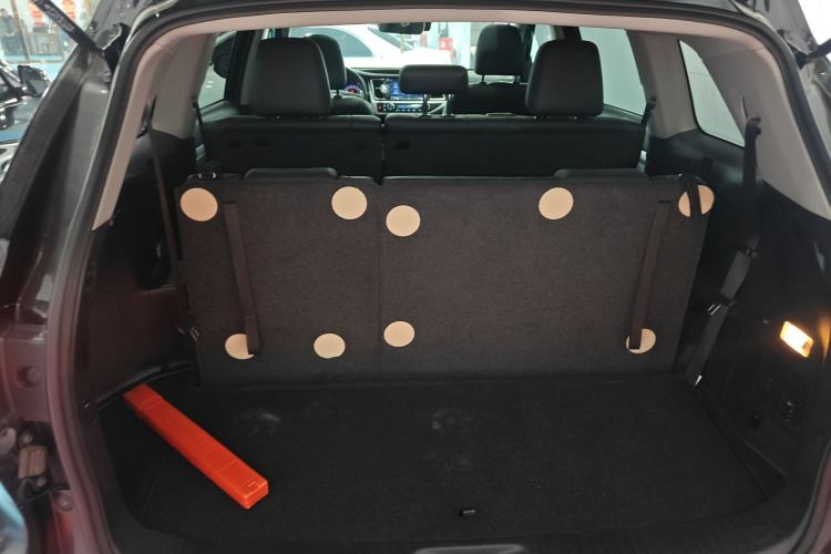 Used Toyota Highlander 2018 2.0T Four-Wheel Drive Luxury Version 7 Seats China VI Standard
