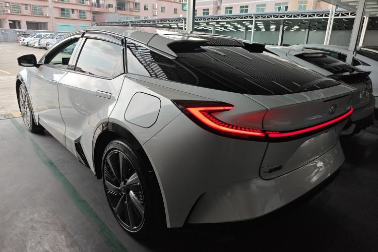 Used Toyota bZ5 2025 Model 550 PRO