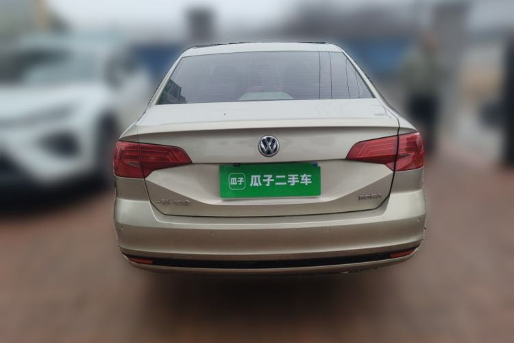 Used Volkswagen Bora 2016 1.6L Automatic Fashion Model
