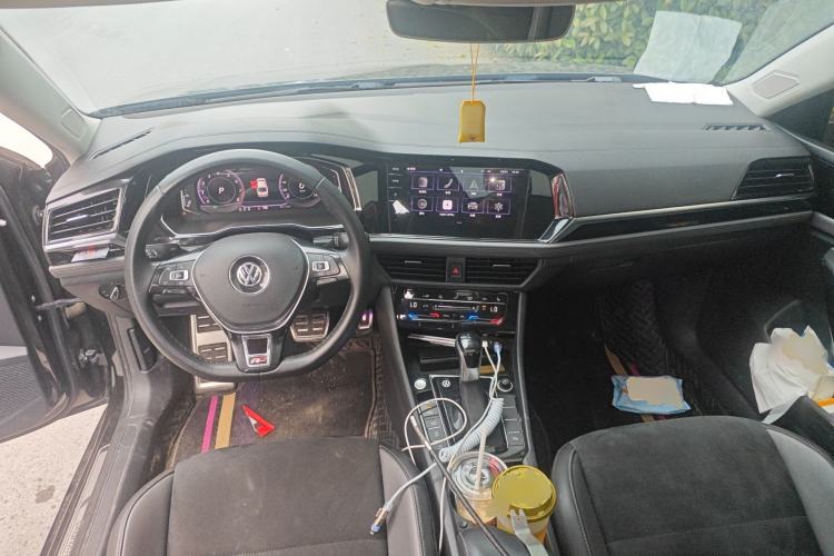 Used Volkswagen Sagitar 2021 280TSI DSG Excellence Edition Center Console