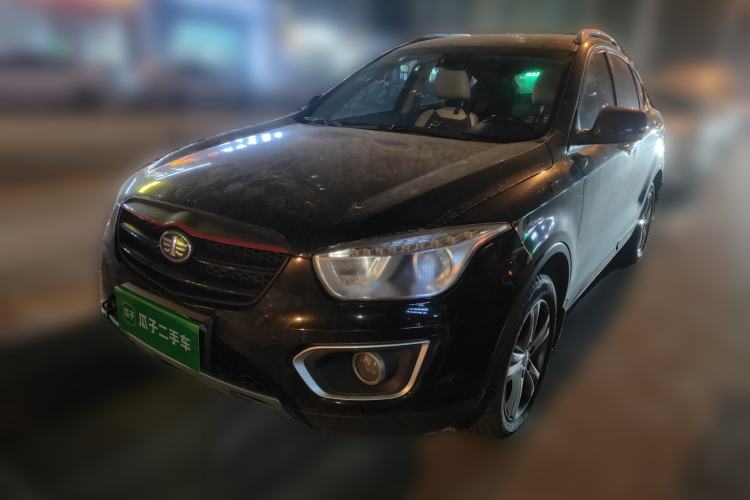 Used Bestune X80 2016 2.0L manual Comfort trim level