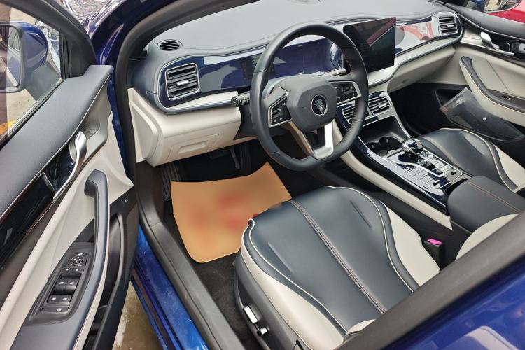 Used BYD Qin PLUS 2021 DM-i 55KM Flagship Model Driver Seat