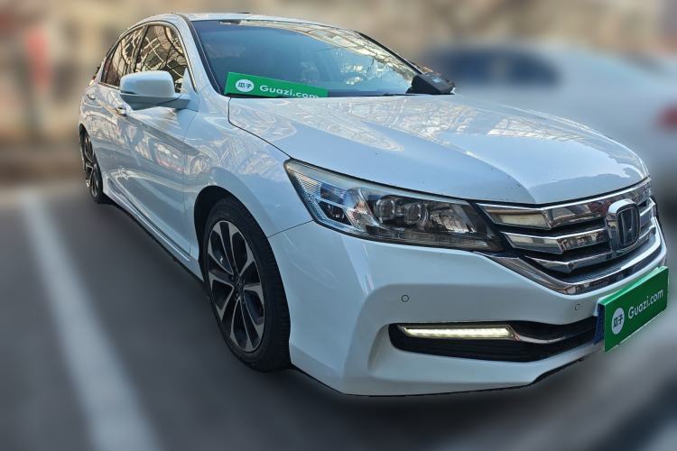 Used Honda Accord 2014 3.0L EXLN Flagship Edition Front Right 45 Deg