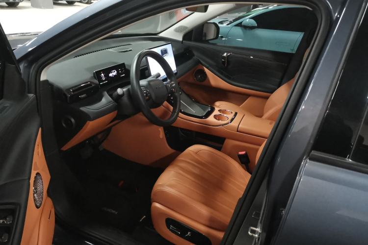 Used AION V 2024 Aion Tyrannosaurus 650 LiDAR Edition
