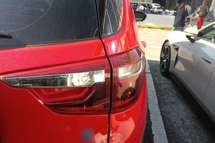 Used BYD Yuan New Energy 2019 EV360 Smart Connect Leading Model Exterior 6