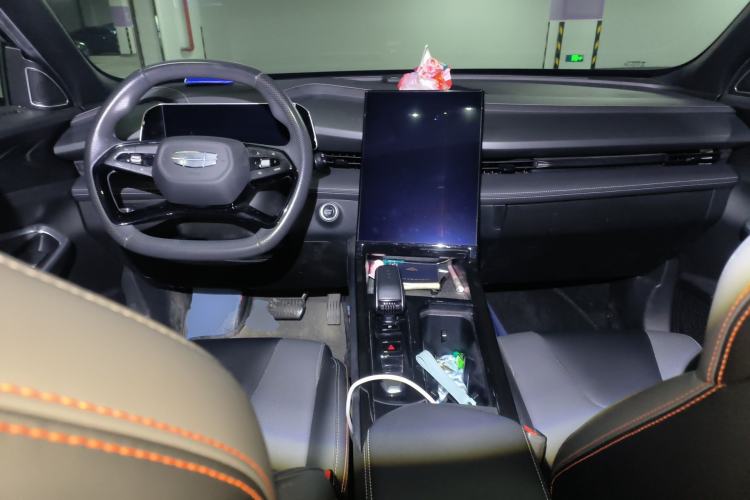 Used Geely Auto Emgrand X7 Sport 2023 Boyue COOL 1.5TD Friend Edition Center Console