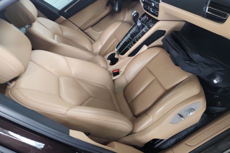 Used Porsche Macan 2018 Macan 2.0T
