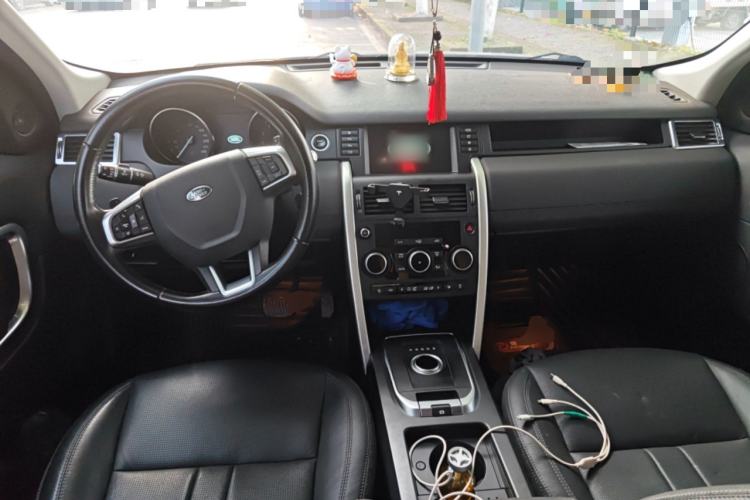 Used Land Rover Discovery Sport 2019 240 PS SE Version China V Standard Center Console