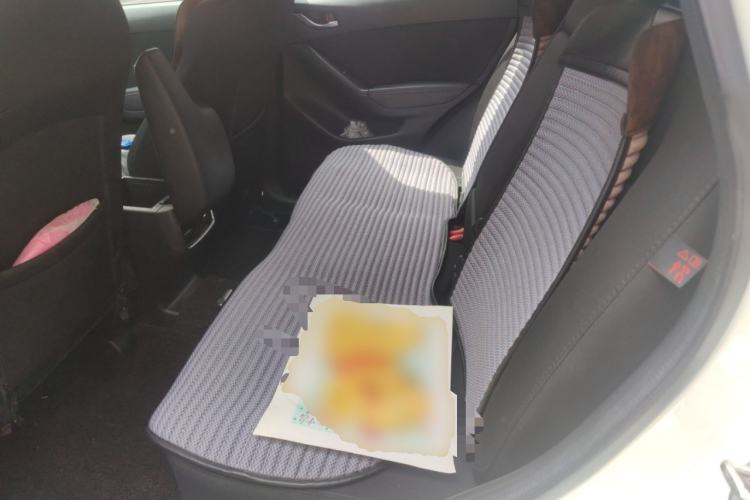 Used Mazda CX-5 2015 2.0L Automatic Two-Wheel Drive Urban Version Left Rear Seat