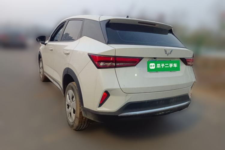 Used Wuling Alvez 2022 1.5L Manual Free-Style Model
