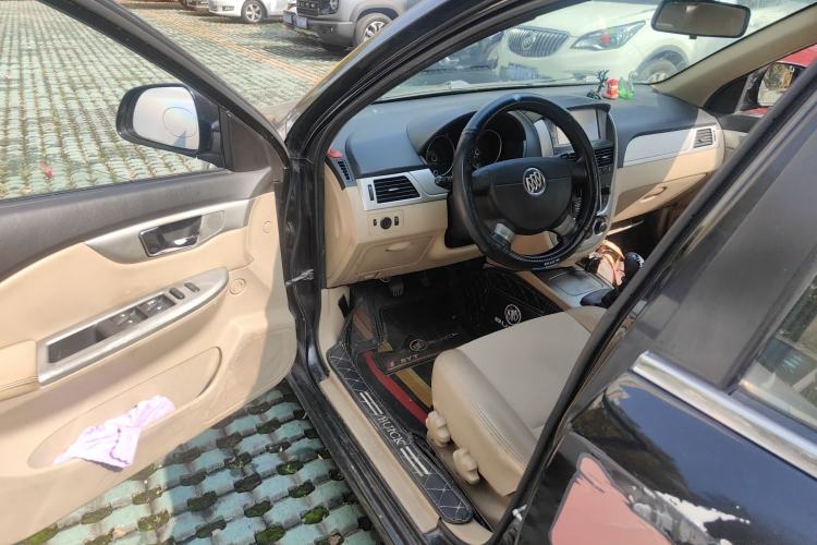 Used Buick Excelle 2013 1.5L Manual Classic Model