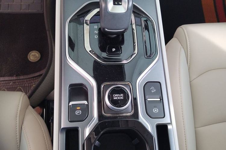 Used Geely Auto icon 2023 1.5TD Chocolate Luxe Edition