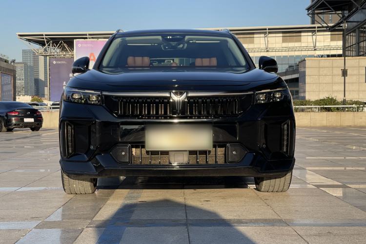 Used VOYAH FREE 2023 Four-Wheel Drive Extended-Range Model with Ultra-Long Range