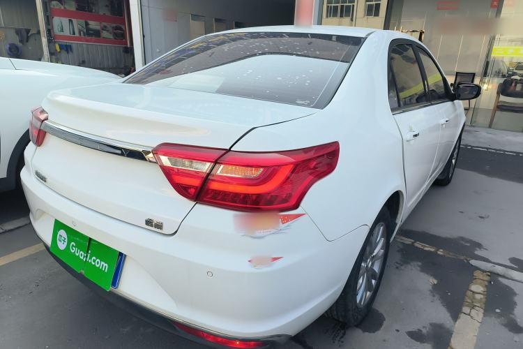 Used Geely Auto Vision 2019 Upgraded Model 1.5L Manual Luxury Version China VI Standard