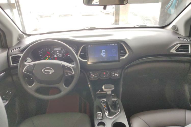 Used GAC Trumpchi GS4 2017 235T Automatic Two-Wheel Drive Elite Edition Center Console