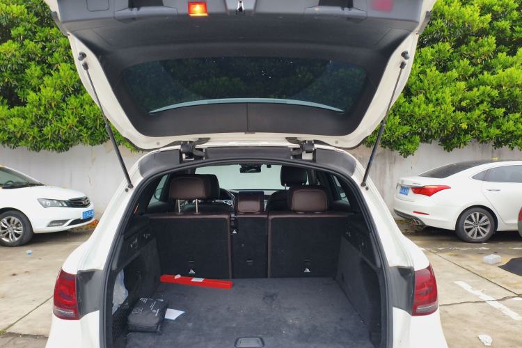 Used Mercedes-Benz GLC 2021 GLC 300 L 4MATIC Dynamic Model Trunk