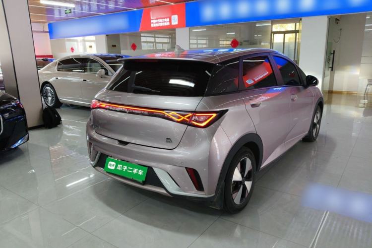 Used BYD Dolphin 2023 420 km Fashion Edition