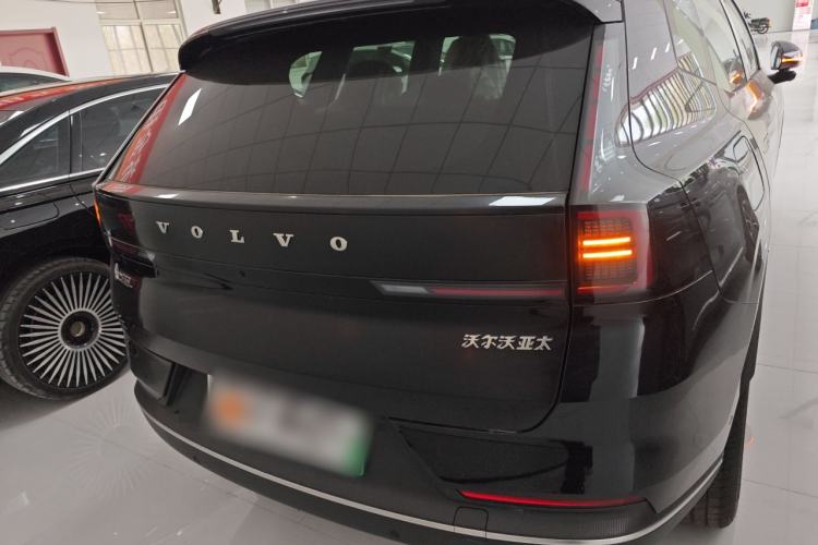 Used Volvo XC70 Plug-in Hybrid 2026 Model Four-Wheel Drive Long-Range Core Rear