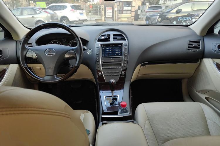 Used Lexus ES 2010 350 Elegant Edition
